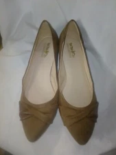 Coach And Four Shoes Size 8 Women’s Flats