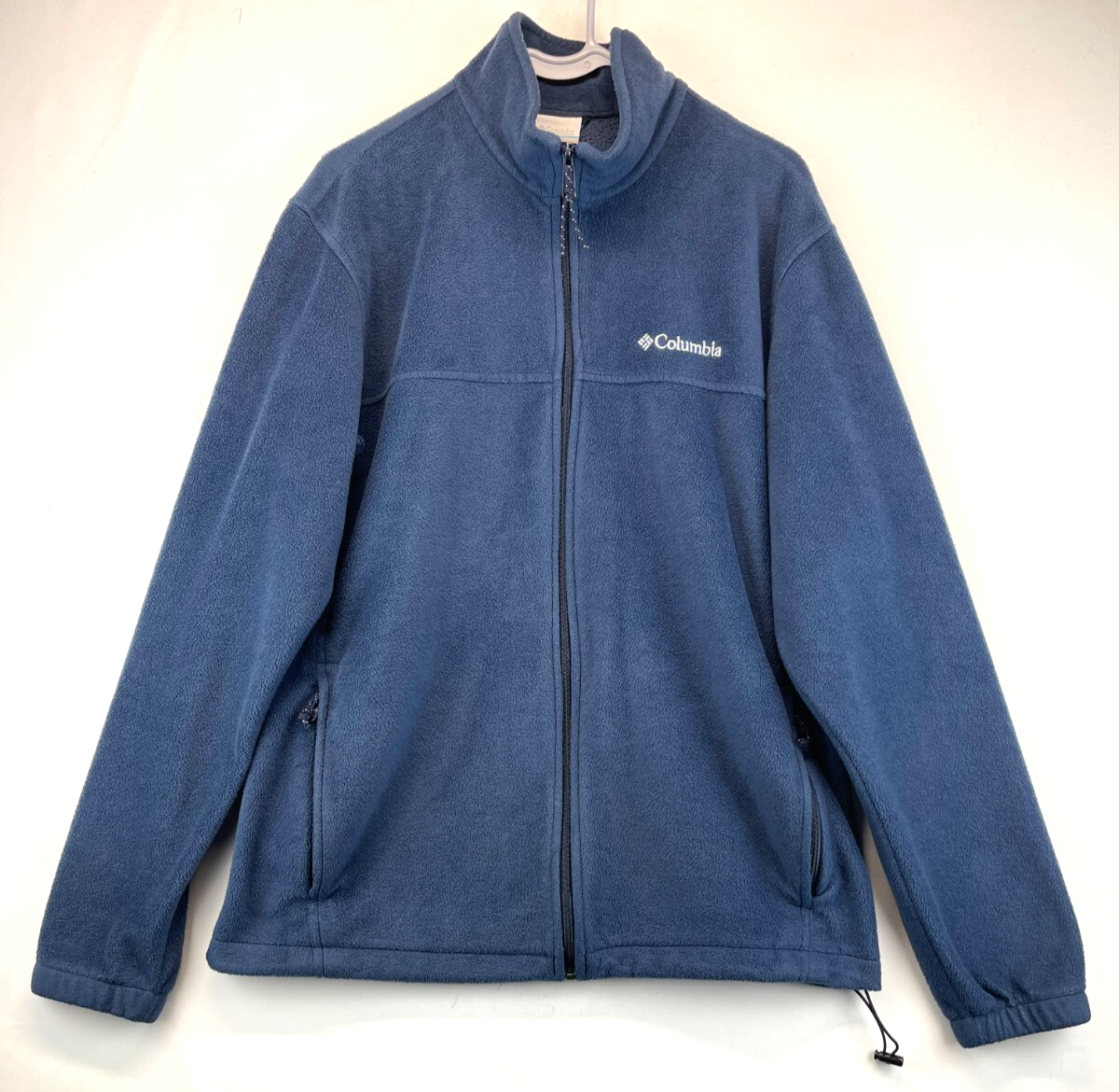 Columbia Men's Large Blue Fleece Jacket with Zip Pockets 2947