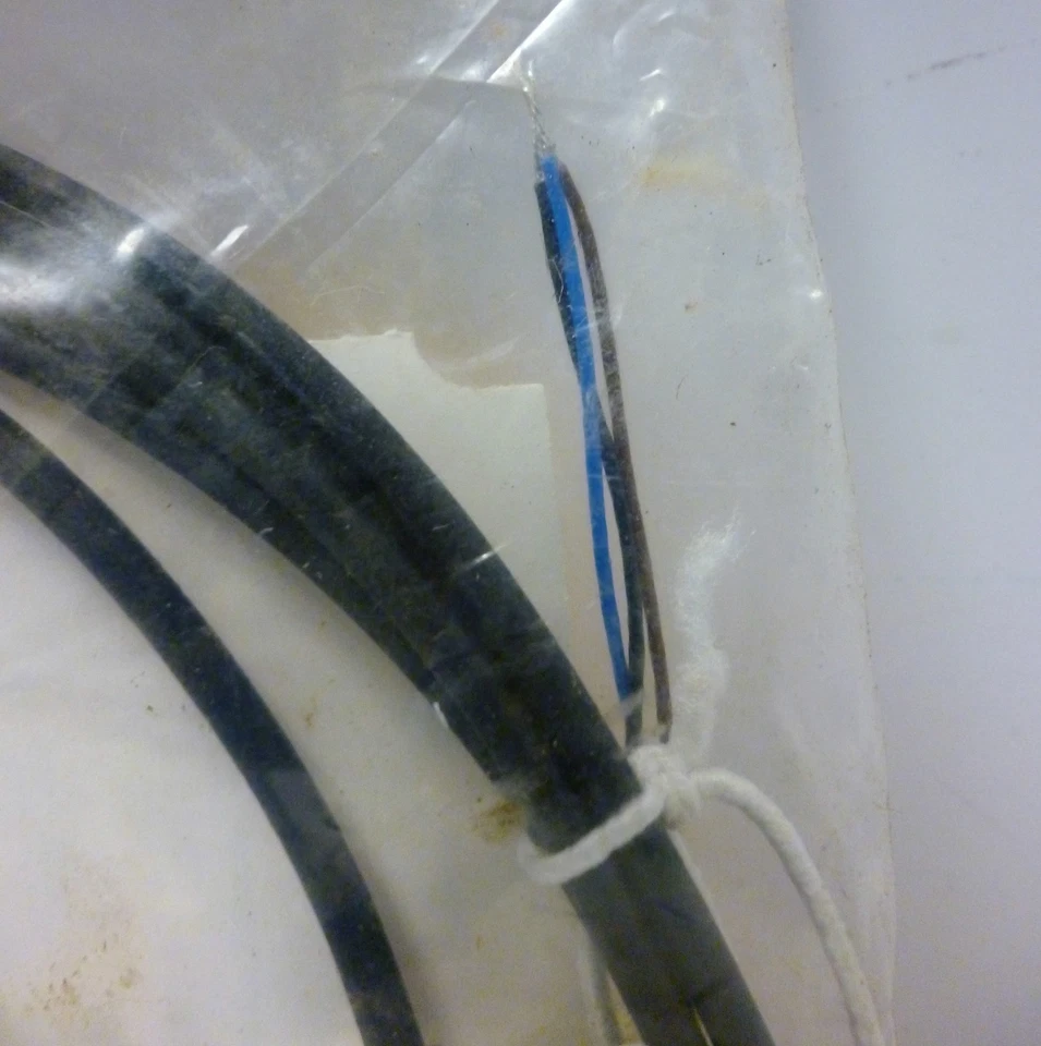 Turck BI1-EH03-AN7X Inductive Proximity Sensor - Image 3 of 4