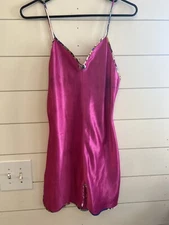 Vintage VAL MODE Nightgown Lingerie Sz S Fuchsia Pink & Floral 