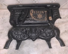 Vintage Crescent Cast Iron Miniature Mini Stove Black 6  W 5 1/8  T 5  D