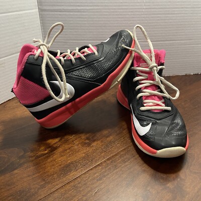 Nike Team Hustle 747998-008 Size Youth Basketball Shoe