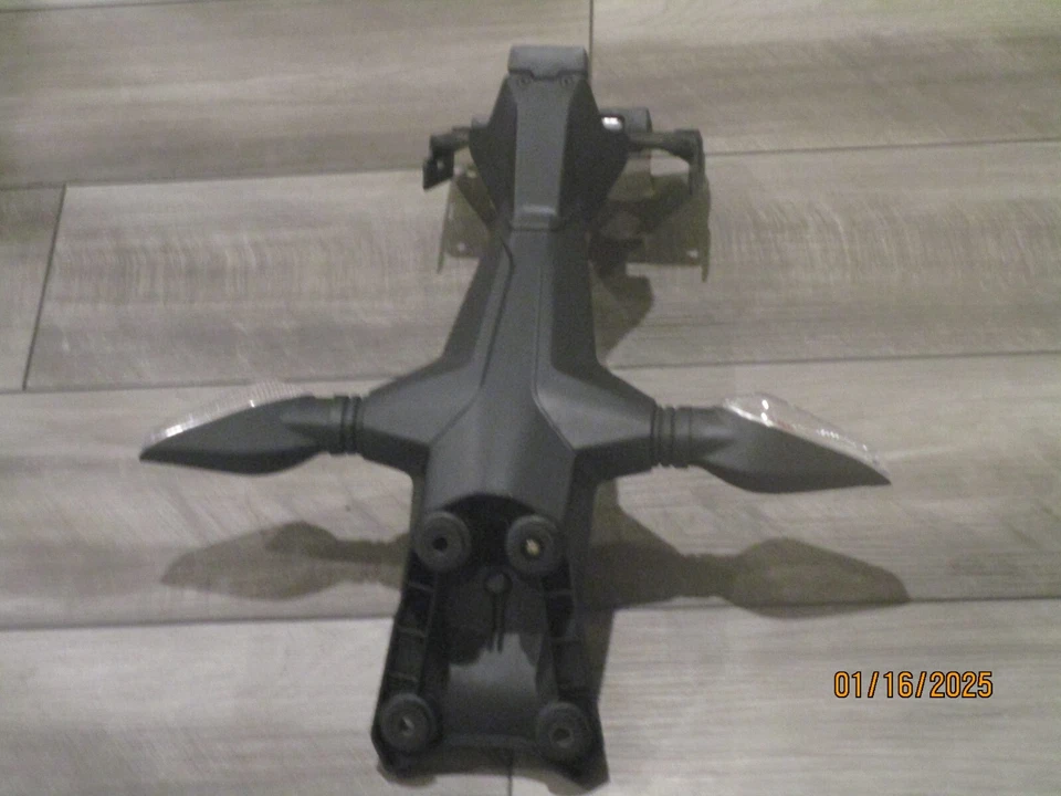 Soporte de matrícula Ducati Monster 797 2018 con luz de señal de giro 87211251A Foto 4 de 4