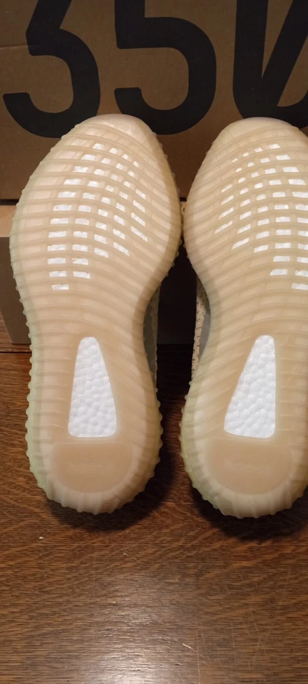 Yeezy Boost 350 V2 Flax Size 9 US Foto 4 de 4