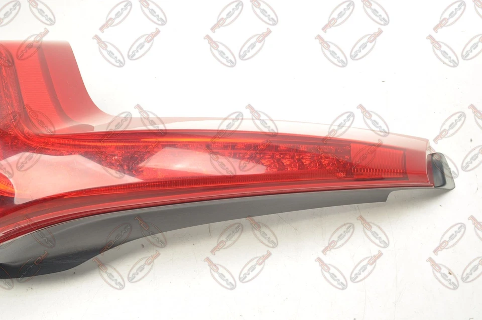 VOLVO V60 I Luz Trasera Izquierda 31214963 - Imagen 4 de 4