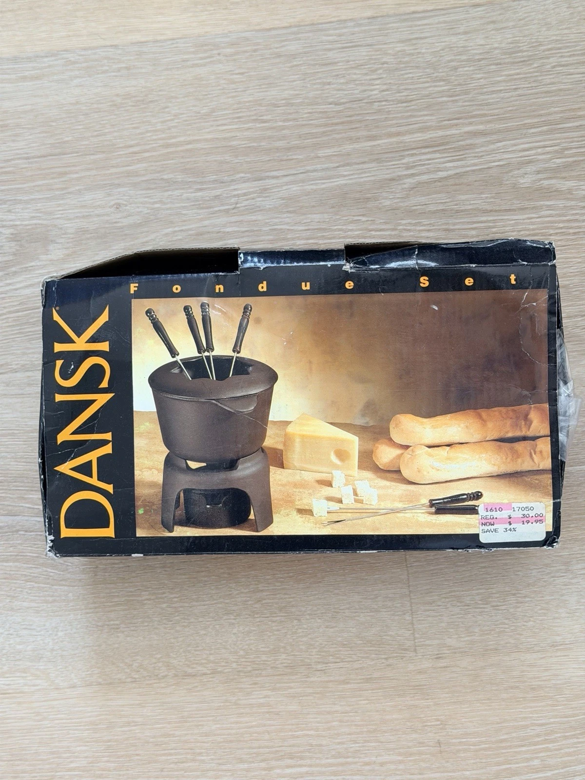 NWT NEW RARE NEW Vintage Dansk Cast Iron Fondue Set COMPLETE w/ Original Box
Opens in a new window o