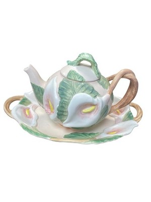 Fitz & Foyd Vtg Calla Handpainted Lily Pattern Tea pot Tray set SKU 9601