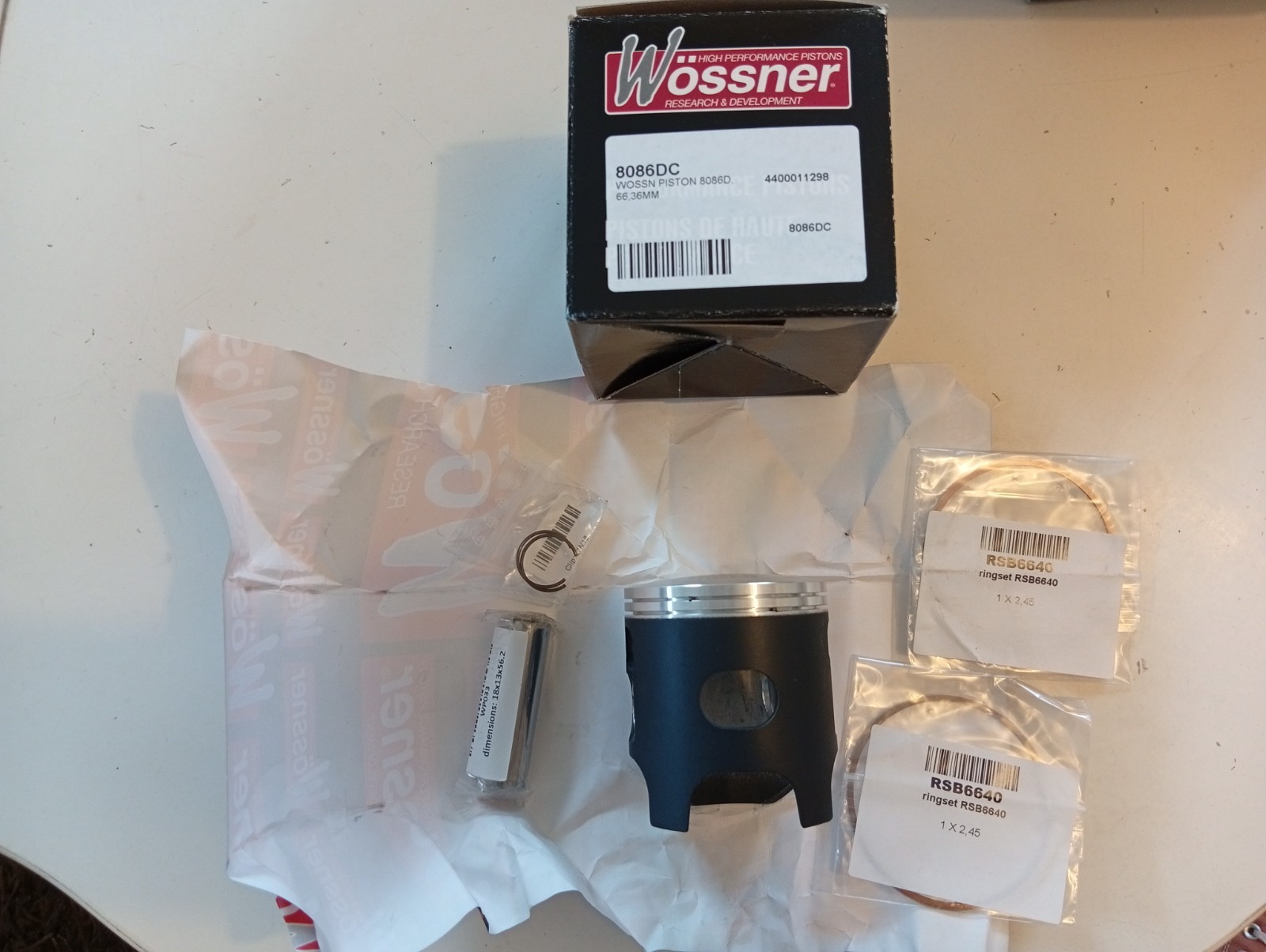 Piston Suzuki RM 250 2003 Wössner 66.36 kit segments axe 8086DC 2012