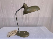 Lampada da tavolo vintage anni '60/'70 in metallo verniciato verde oliva
