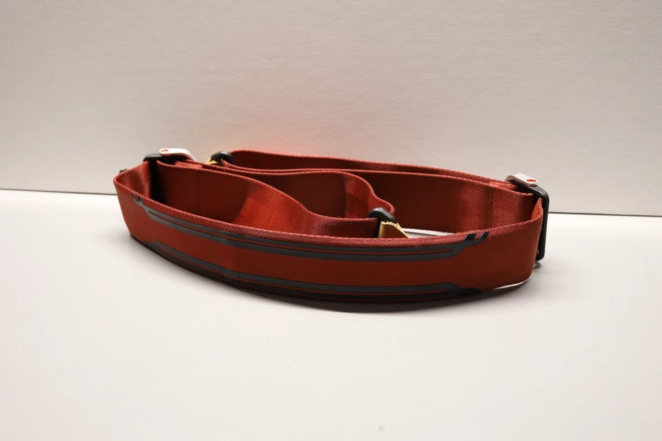 Peak Design Slide Camera Strap Summit Edition Lassen (Red) Limited Rare - Image 3 of 3