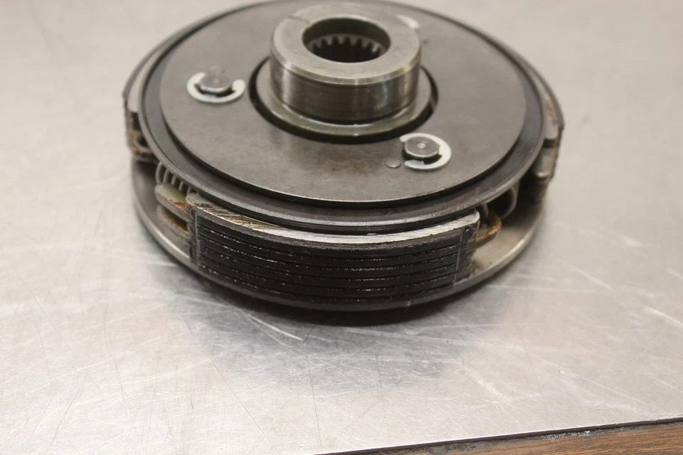 1988 Honda FourTrax 200 TRX200SX 2x4 CENTRIFUGAL WET CLUTCH I112 Foto 4 de 4