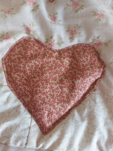 New Baby pram quilt, dark beige with pink flora 4 red/gold, hearts, patchwork, - Picture 5 of 6