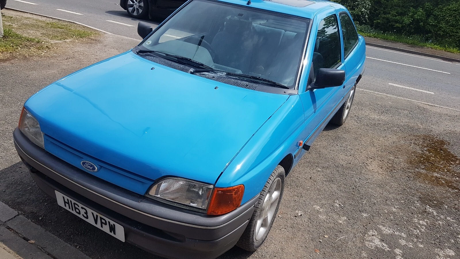 1991 Ford Escort 1.3LX 3 door - Picture 1 of 12