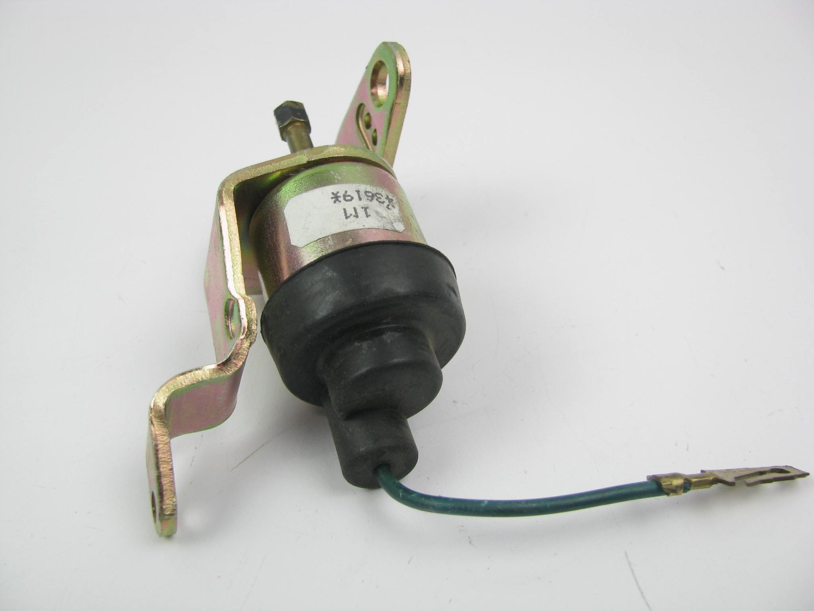 NEW OUT OF BOX 213264 Carburetor Idle Stop Solenoid Rochester