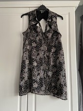 Urban Outfitters sparkle and fade Animal Print dress Size L Excellent Condition