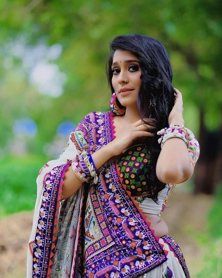 BRIDAL WEDDING INDIAN WEAR PAKISTANI ETHNIC FORMAL SAREE BOLLYWOOD LEHENGA CHOLI - Image 4 of 4