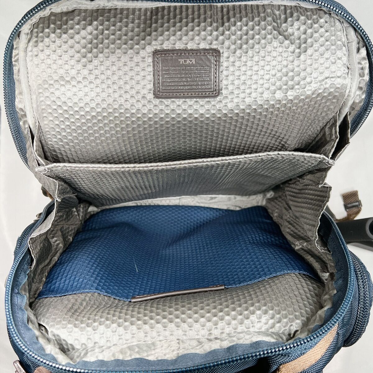 TUMI Alpha Bravo Kingsville Deluxe 222382NVY2 Backpack Navy TUMI Alpha Bravo Kingsville Deluxe 222382NVY2 Backpack Navy