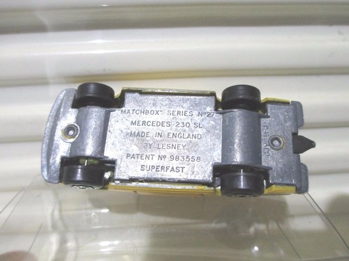 LESNEY MATCHBOX 1970 MB27A Yellow Mercedes Benz 230SL Black Interior Large Whls - Picture 6 of 6