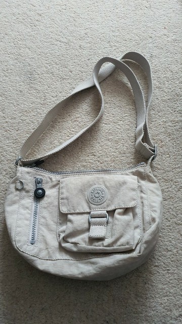 kipling beige bag