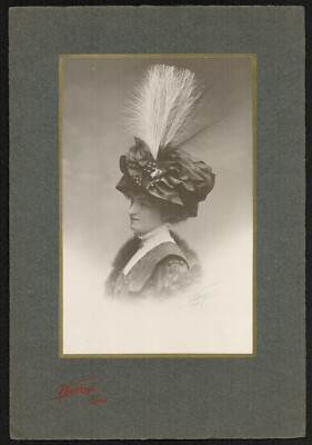 Mode. woman in hat. circa 1910. Walery Photographer.  13.5cm x 21cm
