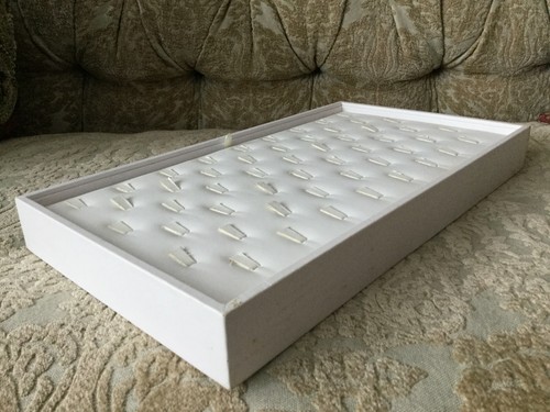51 SLOT WHITE LEATHER RINGs DISPLAY TRAY DISPLAY CASE in 2 WAYS - Picture 5 of 6