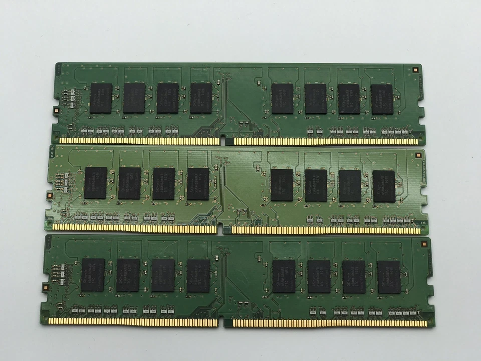 Lot of 3 SK Hynix 8GB 2RX8 PC4-2133P-UB0-11 - Image 2 of 2