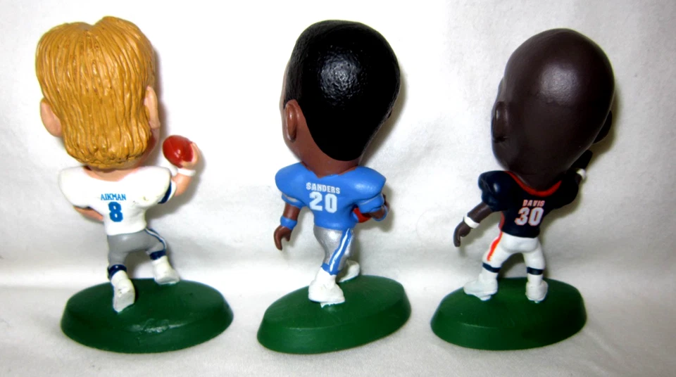 Lote de 3 figuras mixtas de 3" de Corinthian y 1998 Players Inc 1996-Aikman, Sanders y Davis Foto 2 de 2