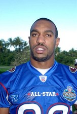 Julian Peterson NFC poses for this photo during practice prior to - Old Photo 2