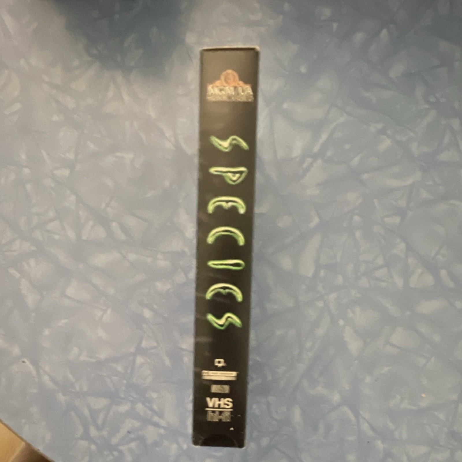 MGM/UA Home Video Species VHS Tape Sci-Fi Horror R Donaldson 1995 NTSC ...