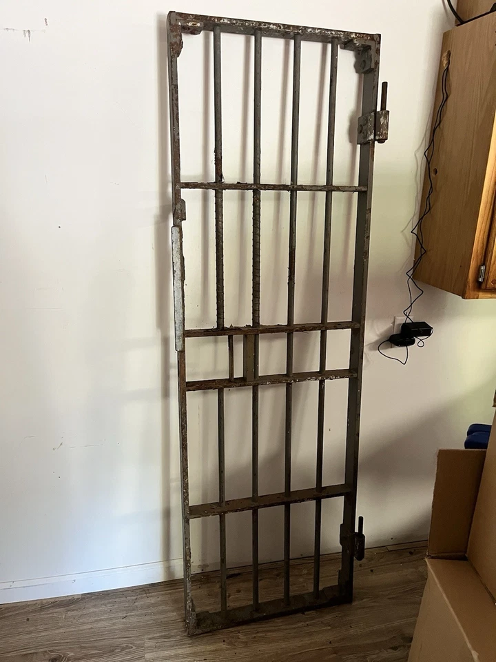 Ohio State Reformatory, Shawshank Prison West Wing Cell Door - Image 3 of 4