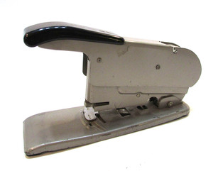 Vintage USA Bates Desktop Stapler Model C Wire Fed requires B-50 Refill Spool