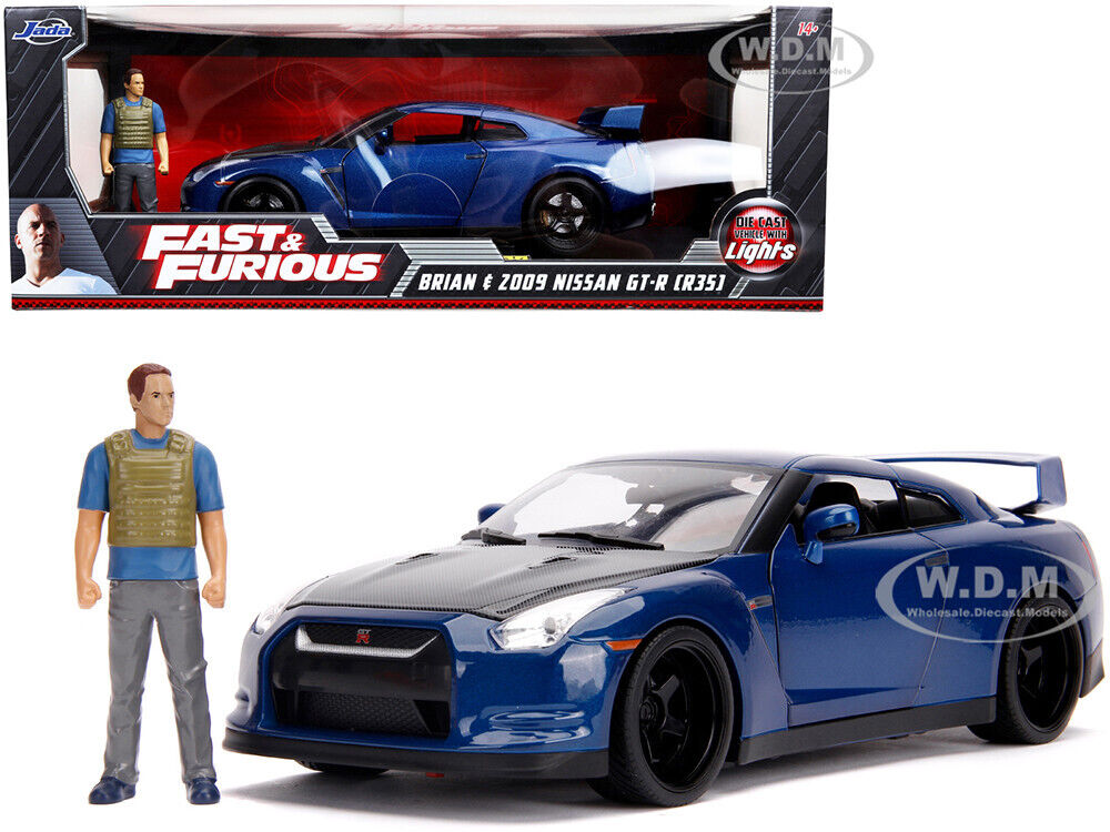 2009 NISSAN GT-R R35 W/LIGHTS & BRIAN FIGURE FAST & FURIOUS 2009 NISSAN GT-R R35 W/LIGHTS & BRIAN FIGURE FAST & FURIOUS