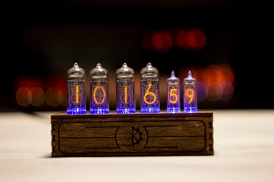 Nixie tube clock IN-14+IN-16 RGB table desk retro old vintage clock for bedroom - Image 3 of 4