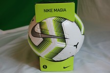 nike magia