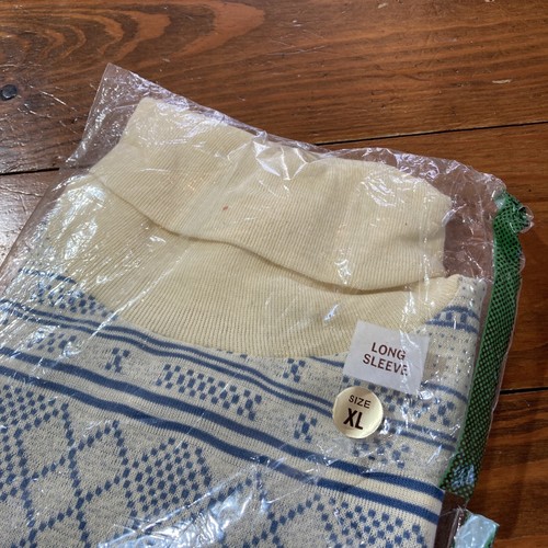 Camisa vintage años 70 para hombre XL cuello de tortuga crema con patrón ACCIÓN ropa deportiva esquí - Imagen 8 de 9
