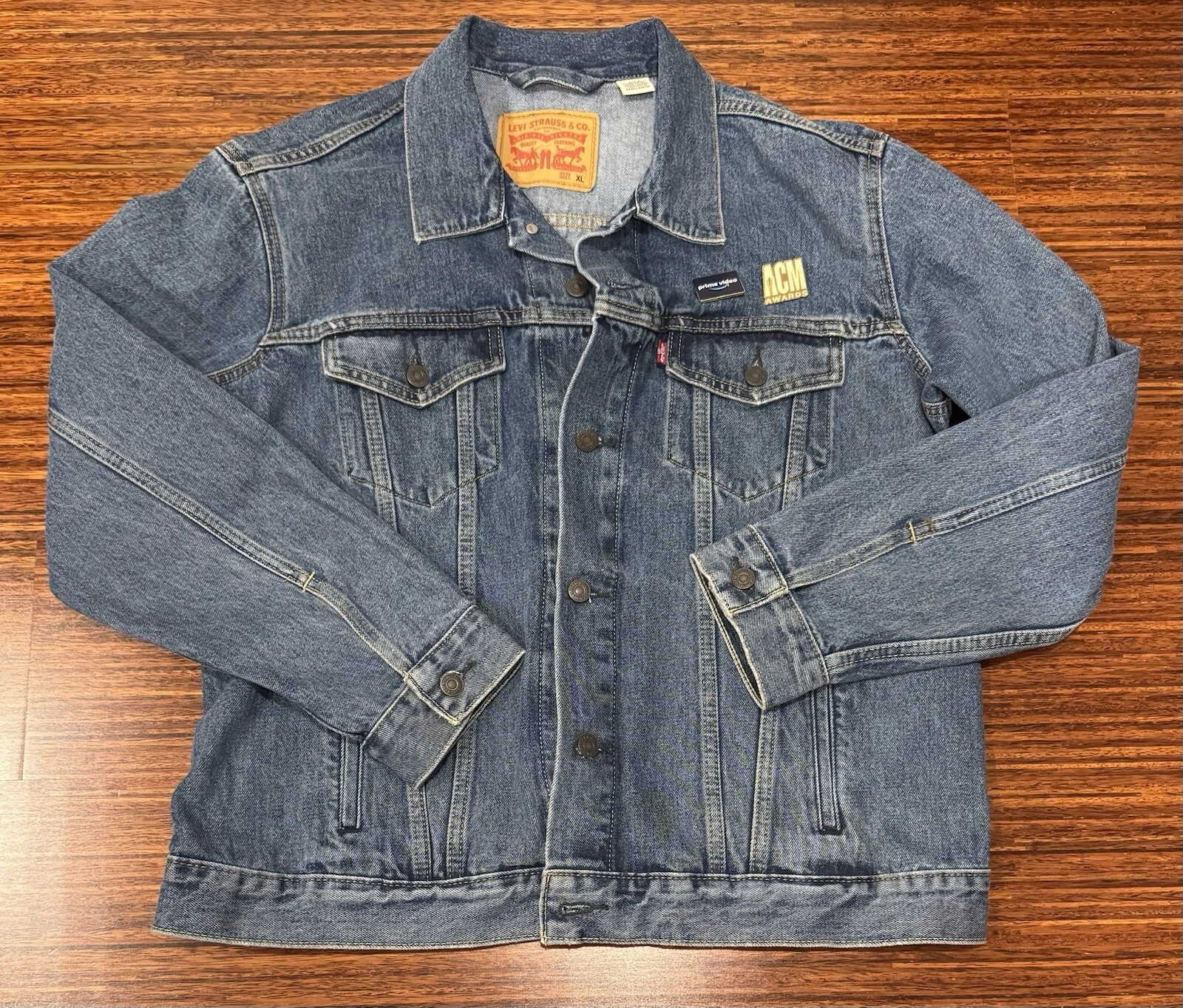 Levi’s Denim Trucker Jacket Mens XL Jean Dark Blue X-Large Embroidered