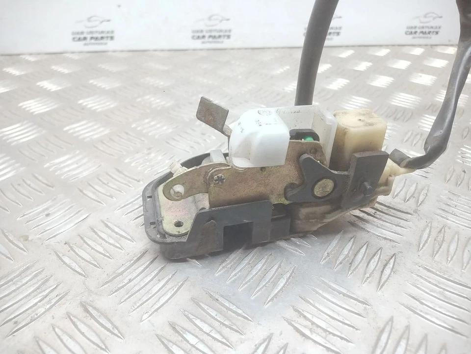 Mazda 626 1998 Hinten links Türschloss hinten UST108046 - Изображение 2 из 3