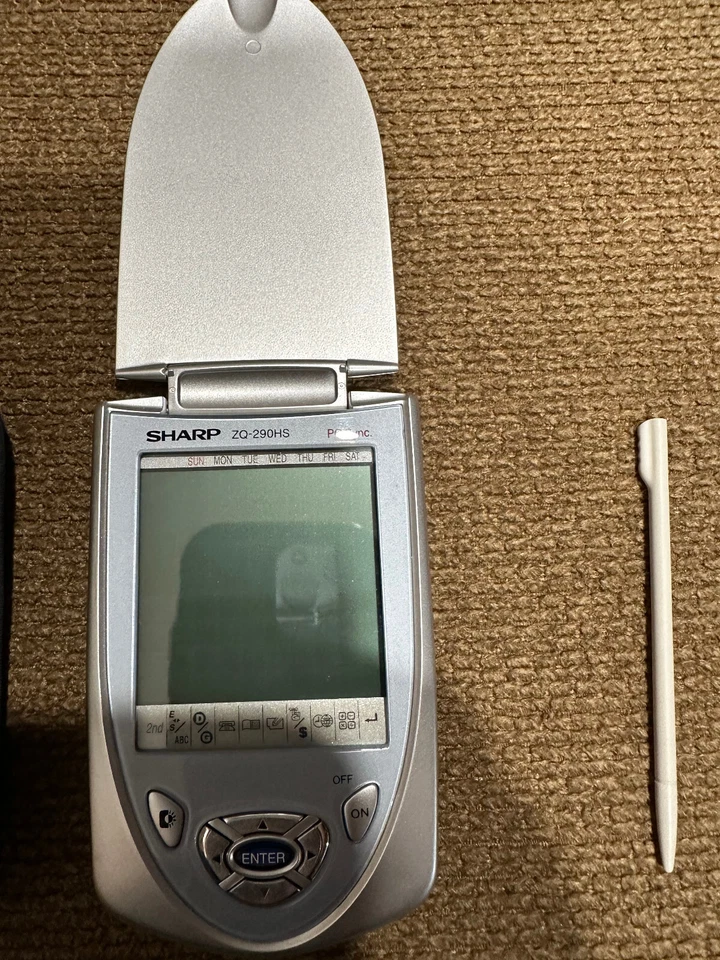 Unidade Sharp ZQ-290HS. ligar, mas a tela pisca um símbolo de chave no canto esquerdo - Imagem 3 de 4