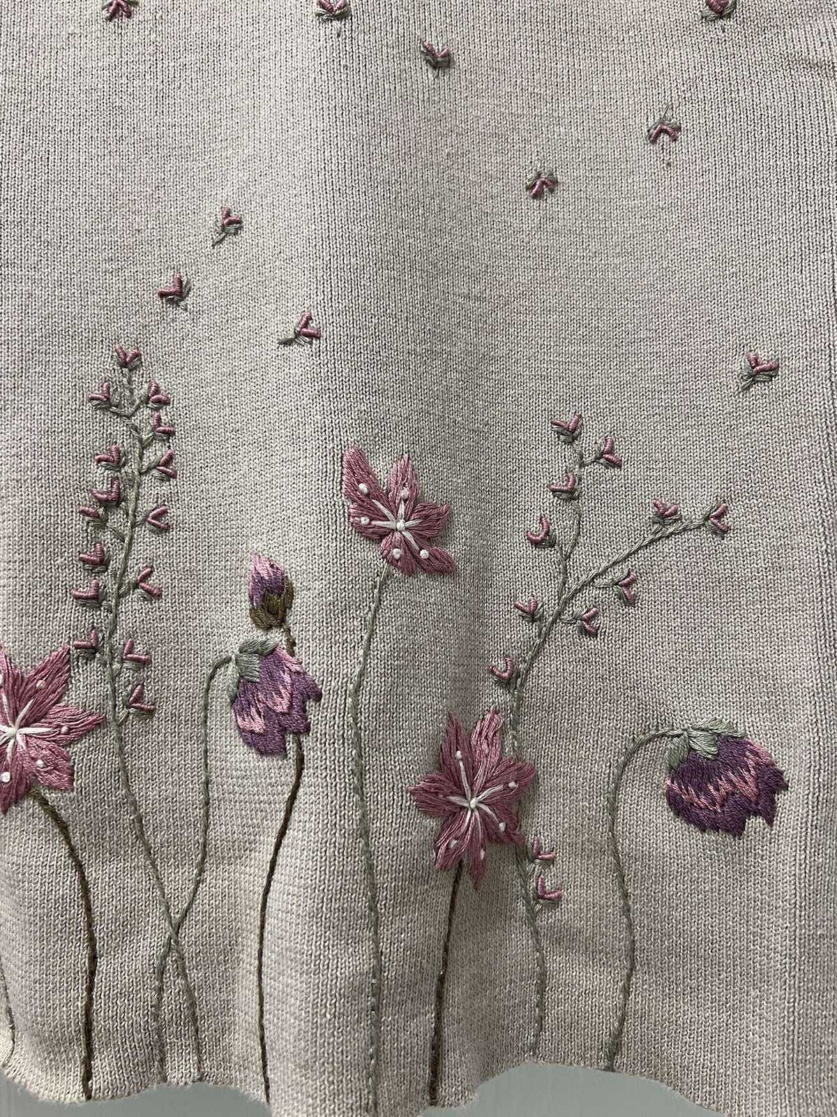 Picture 4 of 5