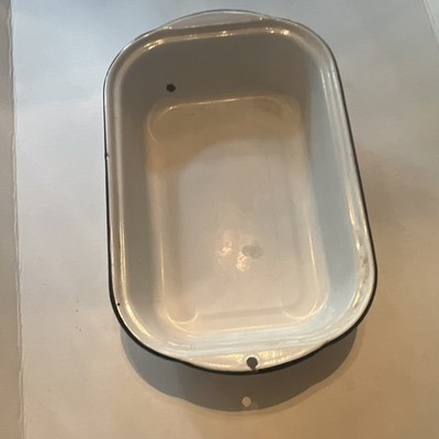 White Enamelware Rectangular Baking Pan Black Rim 13-1/2  x 8-1/2  x3  