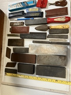 ESTATE LOT OF 30 KNIFE SHARPENING STONES VINTAGE HONING NORTON Adamas Bear Creek