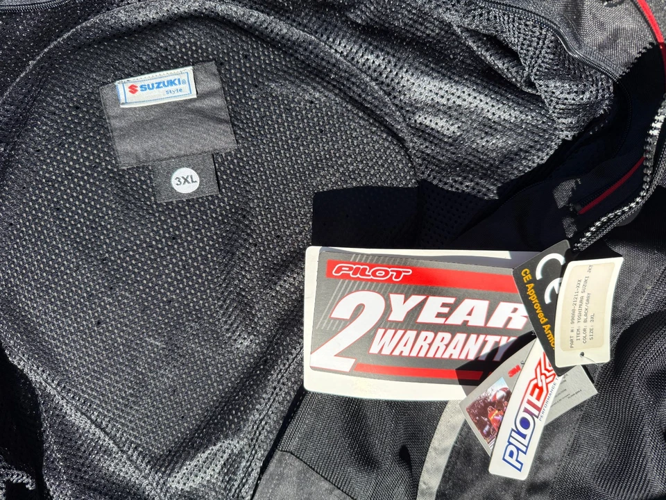 Suzuki Yoshimura Factory Racing Jacket New Mens 3XL Waterproof Liner - Image 4 of 4