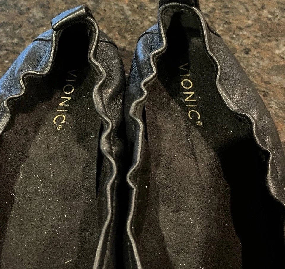 Vionic Black Leather Uptown Ballet Slip-ons, Women’s US Size 8.5 - Image 4 of 4