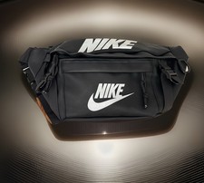 Nike Tech Hip Fanny Pack Waist Pack Crossbody Travel Sports Rare Top Nike Logo 