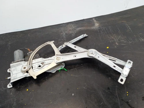 13100416 Alzacristalli Anteriore Destro. per OPEL ASTRA H GTC Sport 2005 1046469 - Foto 2 di 7