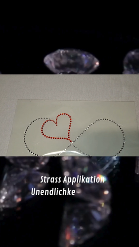 Tableau à repasser strass signe d'infini avec coeur environ 17 x 8 cm boîte en carreaux - Vidéo 1 sur 1