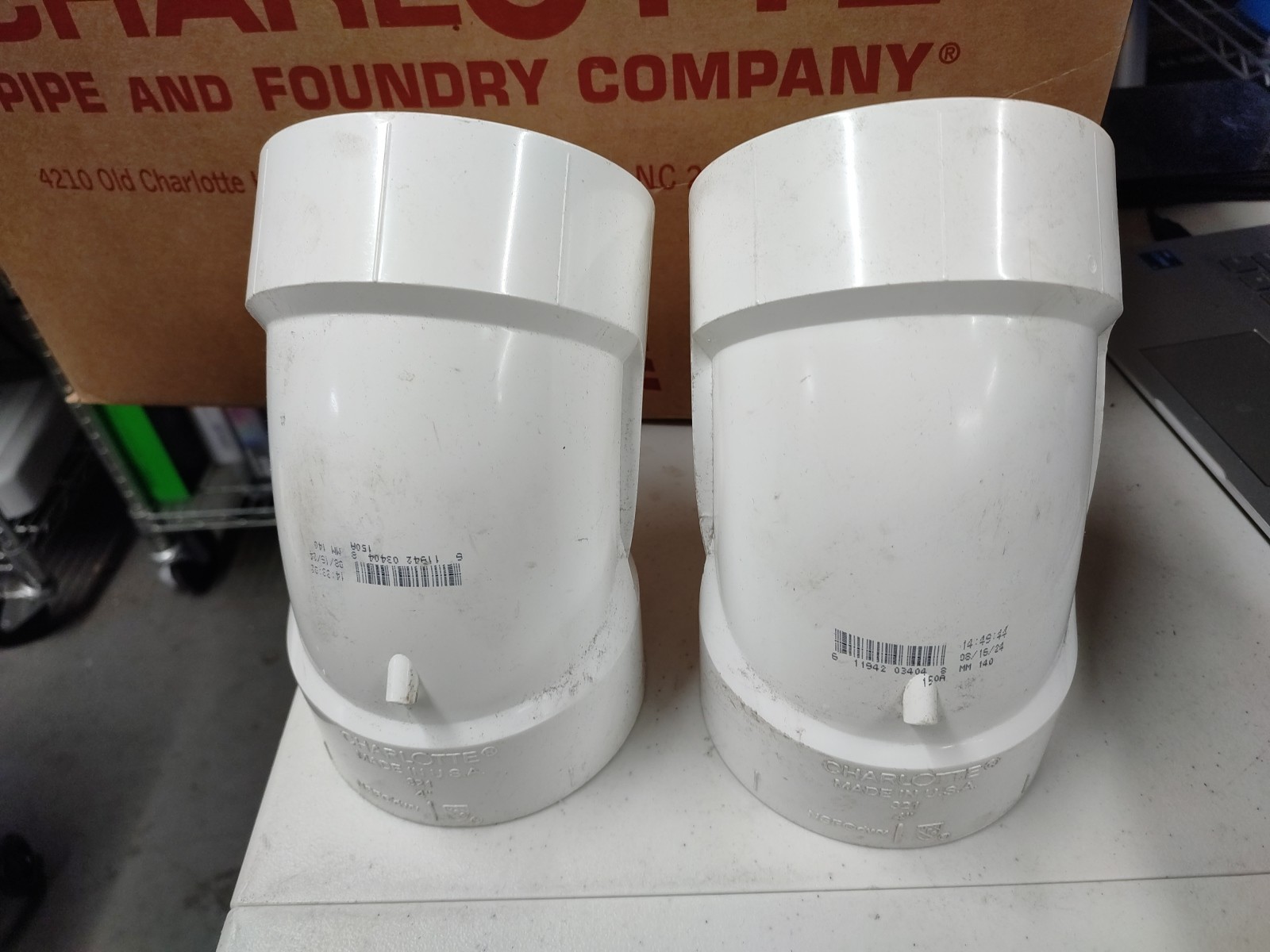 2pk -Charlotte Pipe Schedule 40 4" Hub T x 4" D Hub PVC 45° Elbow White 1/8 Bend