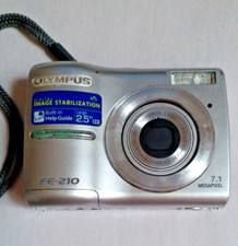 Olympus FE-210 7.1 MP Digital Camera Silver with Pouch, Card