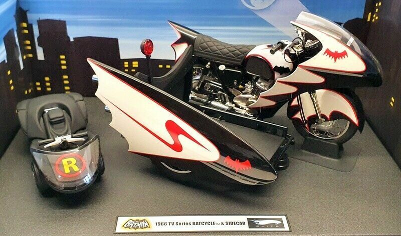 BATMAN 1:12 BATCYCLE & SIDECAR 1966 TV SERIES 1/12 HOT BATMAN 1:12 BATCYCLE & SIDECAR 1966 TV SERIES 1/12 HOT