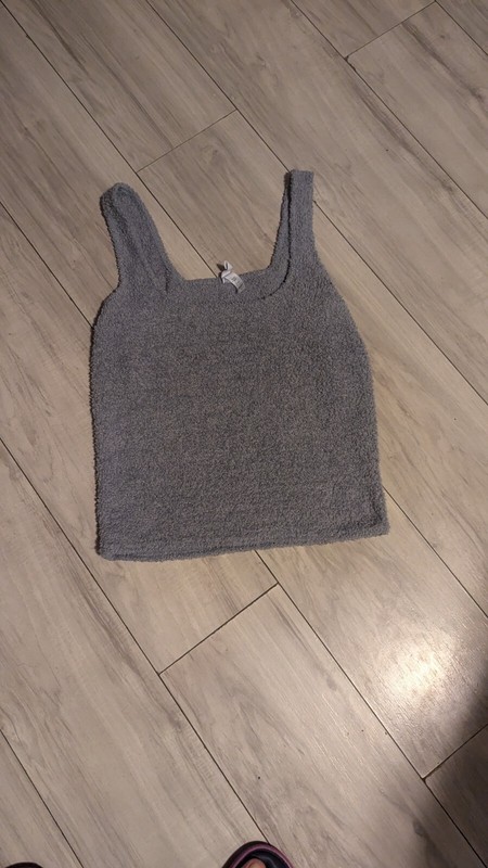 GRAY STEVE MADDEN  TANK TOP SIZE LARGE 